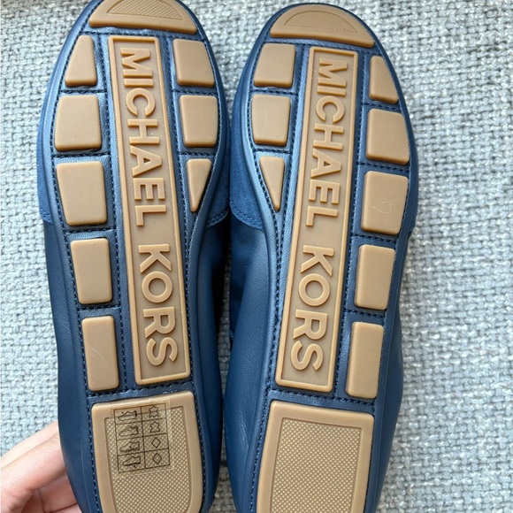 BNWT Michael Kors Susie Leather Sneakers – Women’s 8.5 - Picture 10 of 16